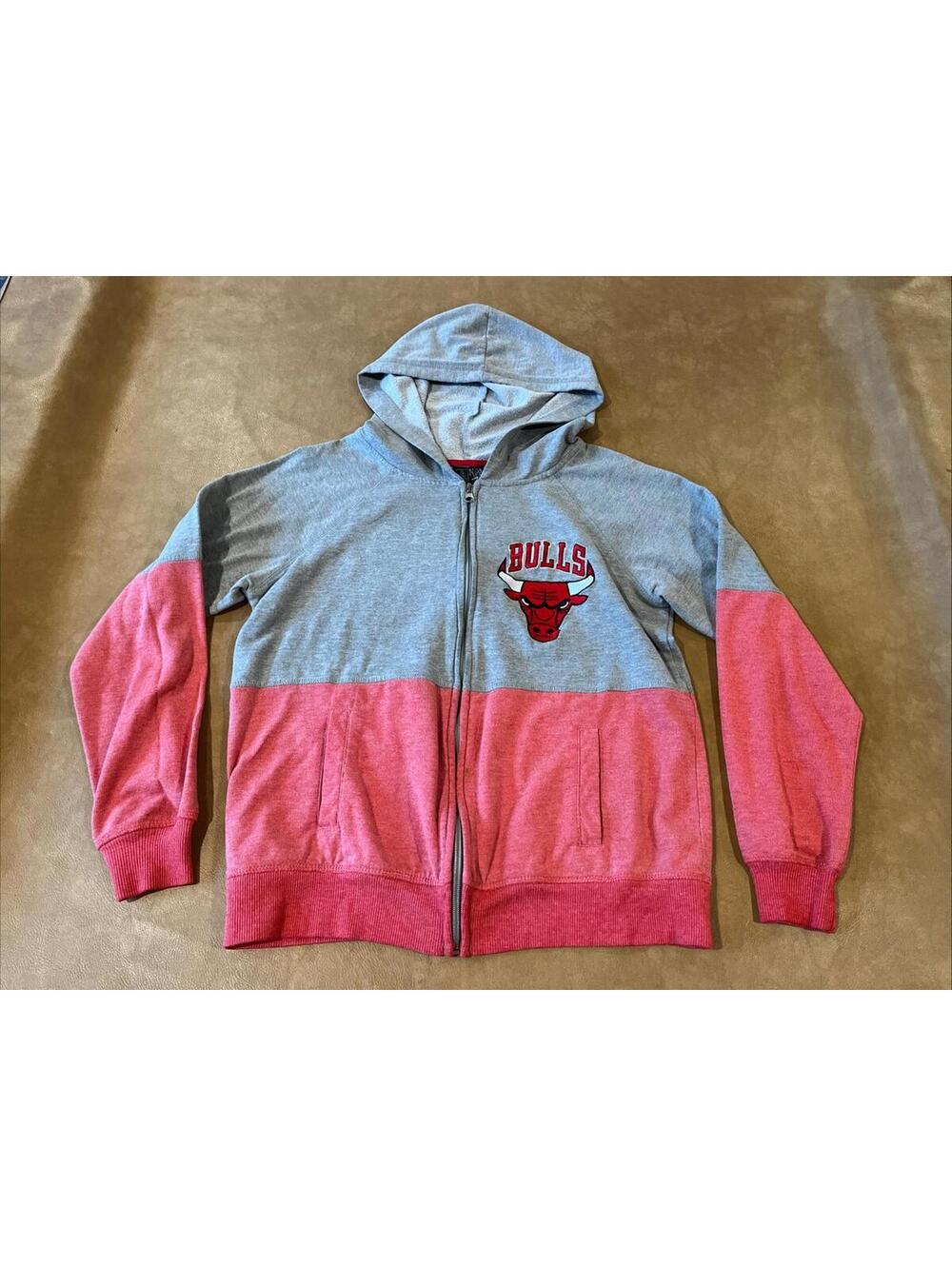 Chicago Bulls Unk Full Zip Hoodie (Women’s Medium)